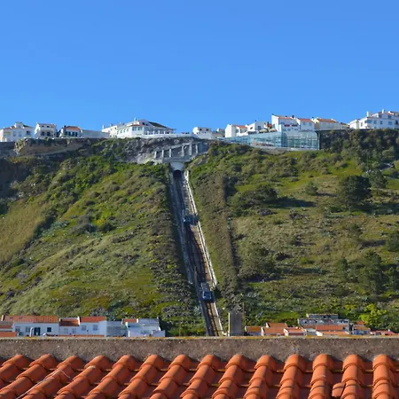 Porta 4 - Pe Na Areia * ナザレ